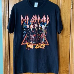 Def Leppard 2020 Tour tshirt. Size medium